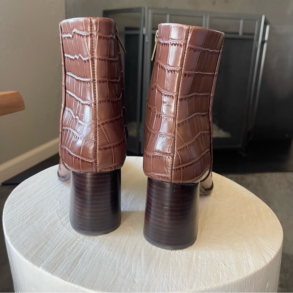 Madewell The Mira Side-Seam Ankle Boot - Picture 10 of 13